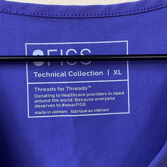 Figs Catarina One-Pocket Scrub Top - Picture 2 of 6